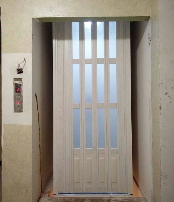 導(dǎo)軌式升降機(jī) 導(dǎo)軌式升降機(jī)